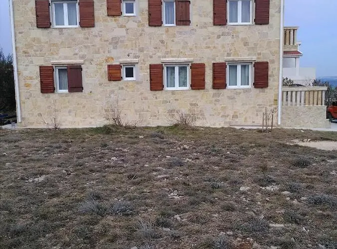 Periska Daire *